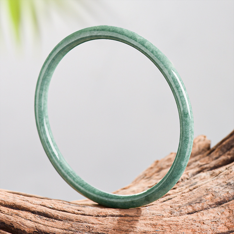 Naturalna bransoletka z jadeit – Bracelets recenzja i cena