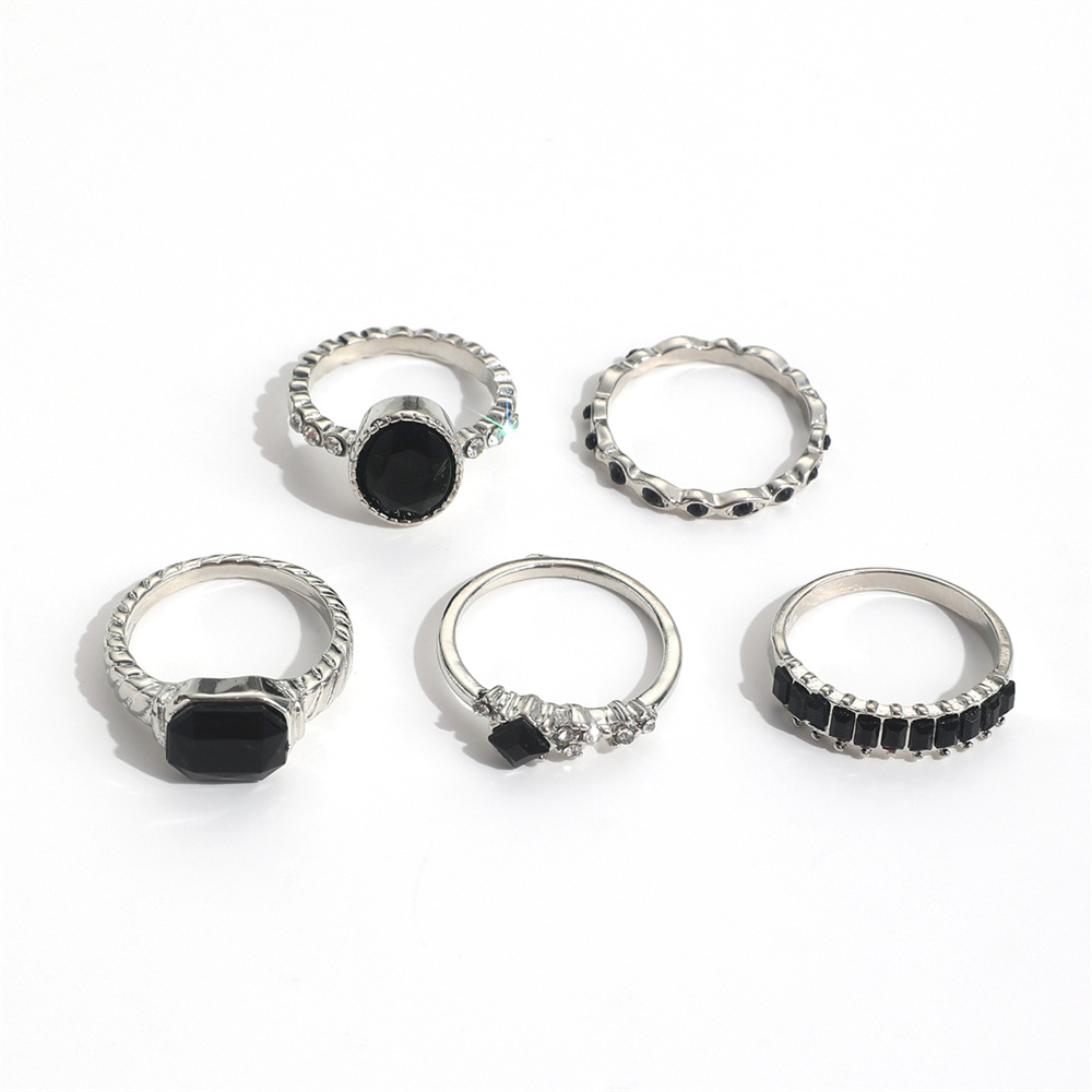 Retro czarny zestaw pierścionk – Vintage Punk Knuckle Rings Set recenzja i cena