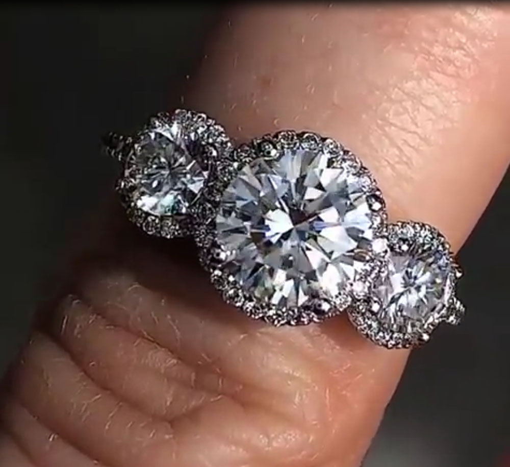 Pierścionek zaręczynowy, ślubn – Moissanite Engagement Ring 1 Carat recenzja i cena